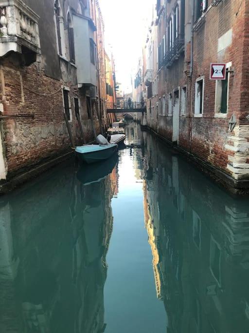 Apartmán Walk On The Water ✧ 5 Minutes To Rialto Bridge Benátky Exteriér fotografie